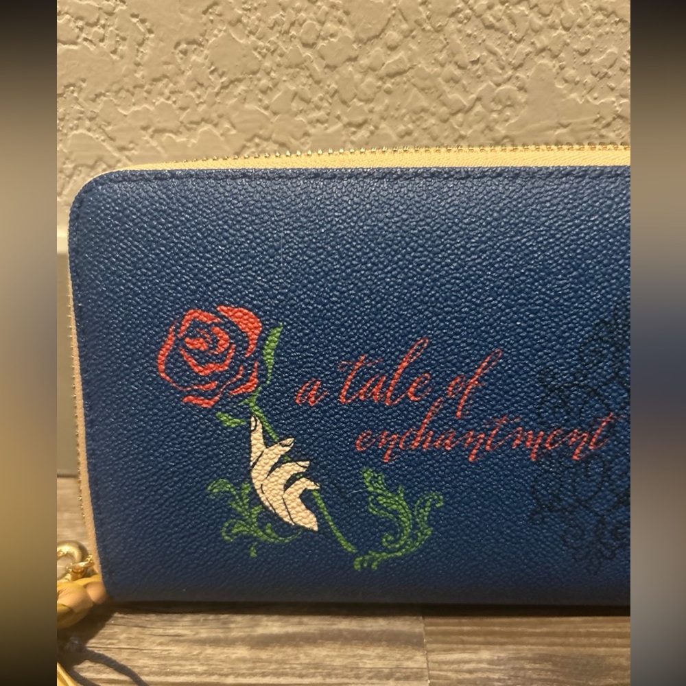 Disney Parks Dooney & Bourke Beauty & The Beast Belle Roses Wallet Wristlet - Picture 5 of 13